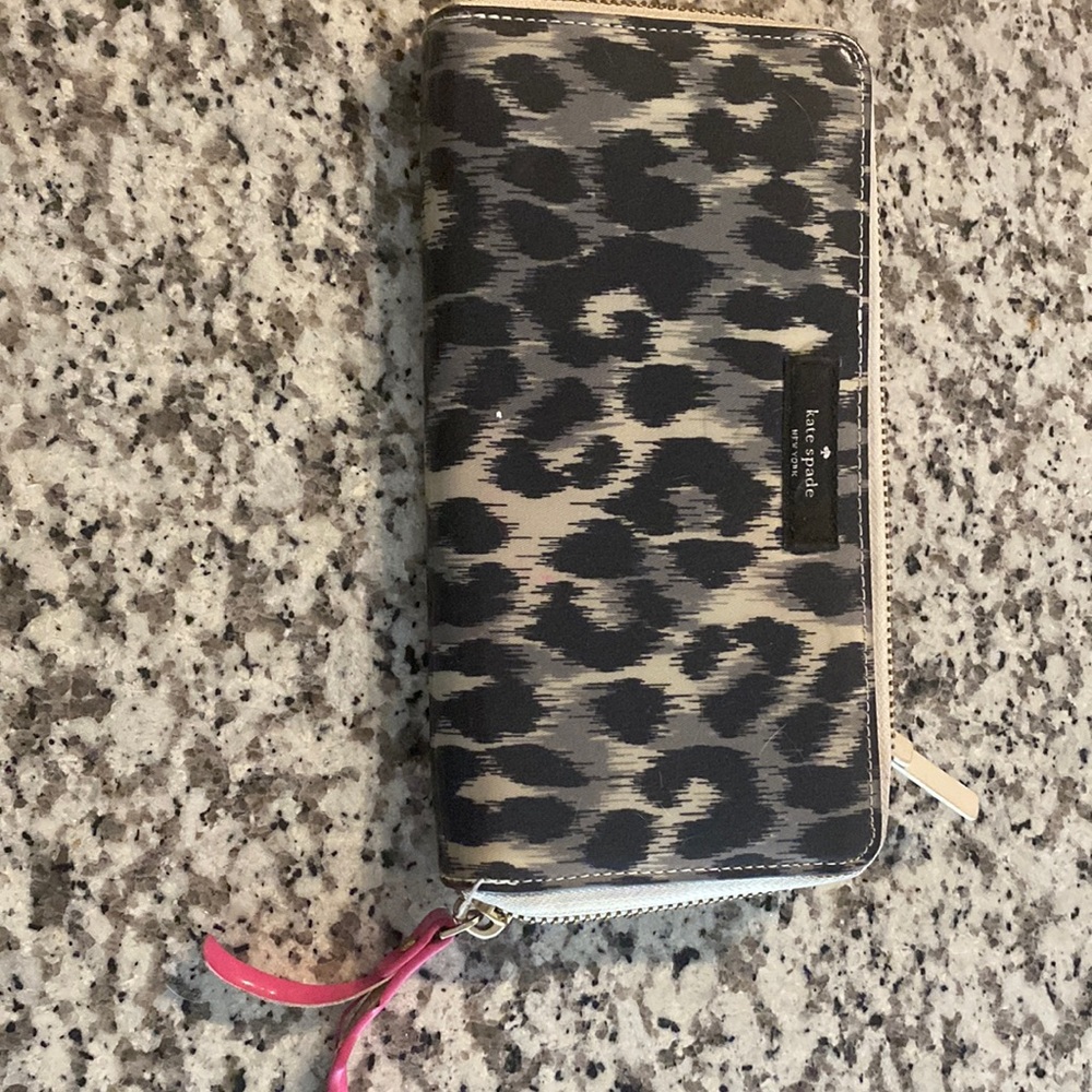 Kate Spade leopard wallet